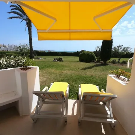 Holiday R. De Vale Do Olival شقة