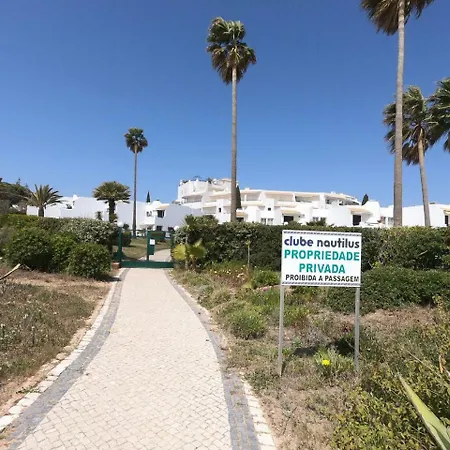 شقة Holiday R. De Vale Do Olival